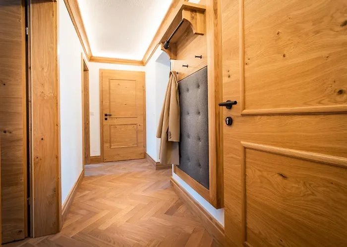 恩赛格之家斯拉德明公寓 公寓